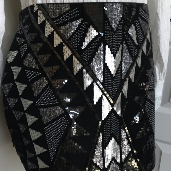 🌼 EXPRESS Mini Skirt - Picture 4 of 5